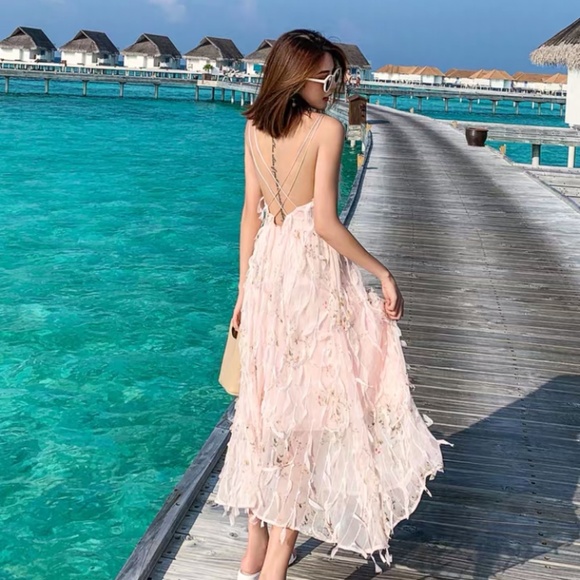 Long dress pink backless - Picture 3 of 8